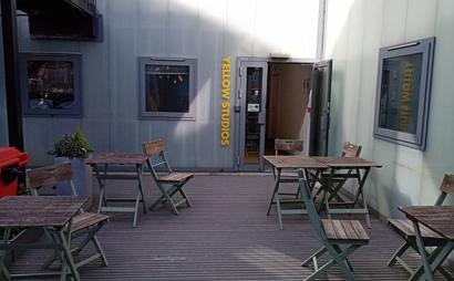 Desk Space to Rent in Shared Creative Studio Desk Space to Rent in Shared Creative Studio