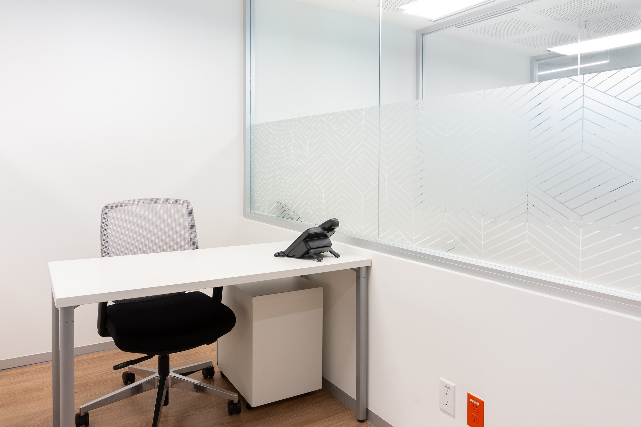 24/7 access to designer office space for 1 person in Costa Mesa - 3420 Bristol Street 24/7 access to designer office space for 1 person in Costa Mesa - 3420 Bristol Street