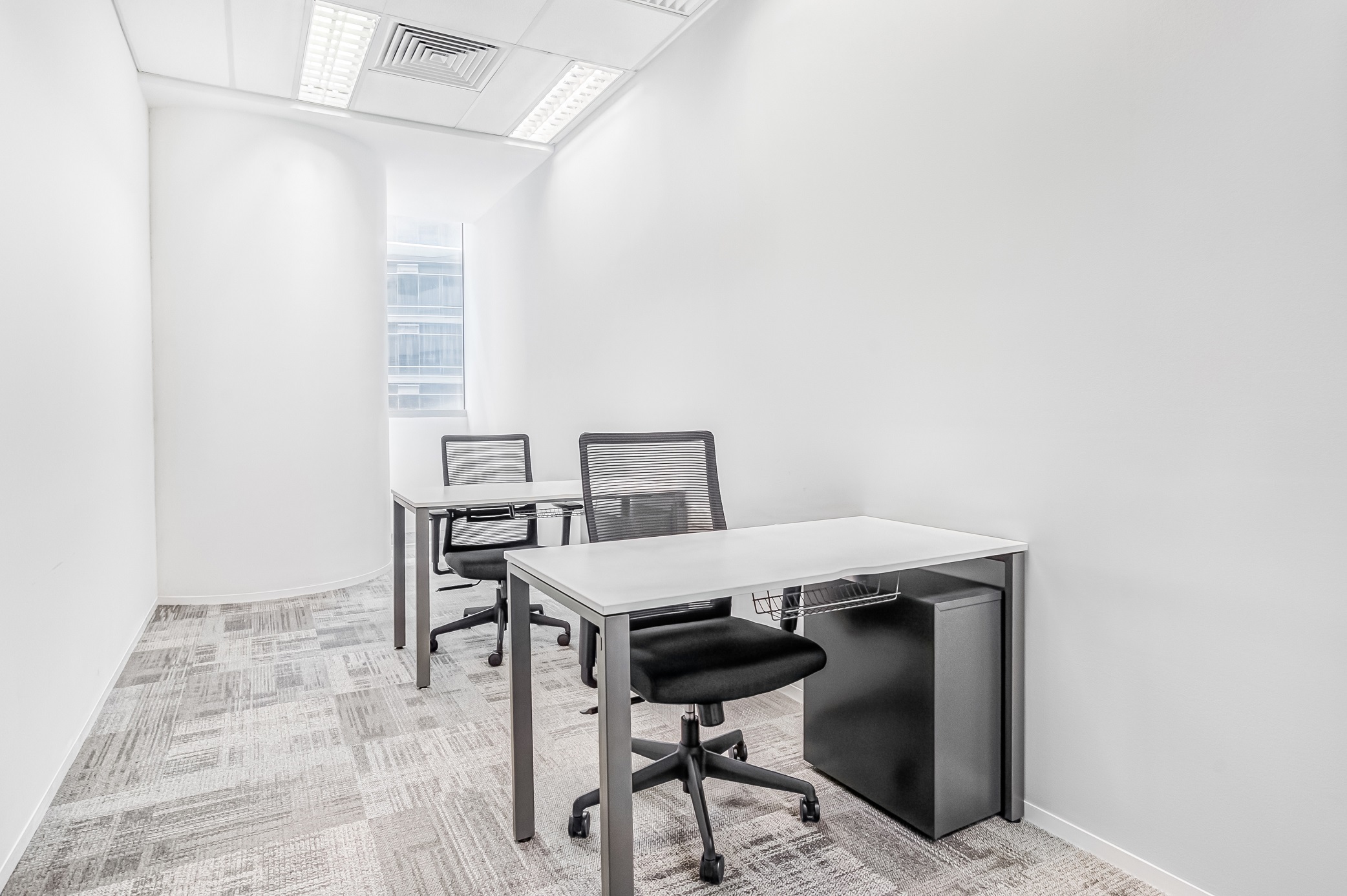 Tailor-made dream offices for 2 persons in Costa Mesa - 3420 Bristol Street Tailor-made dream offices for 2 persons in Costa Mesa - 3420 Bristol Street