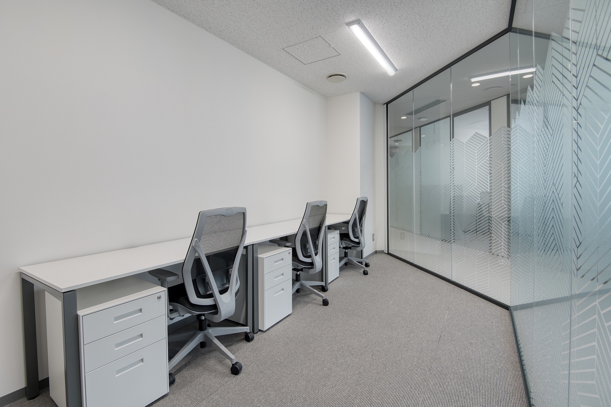 Beautifully designed office space for 4 persons in Costa Mesa - 3420 Bristol Street Beautifully designed office space for 4 persons in Costa Mesa - 3420 Bristol Street