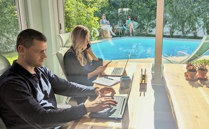 Dedicated Desk 1 Dedicated Desk 1