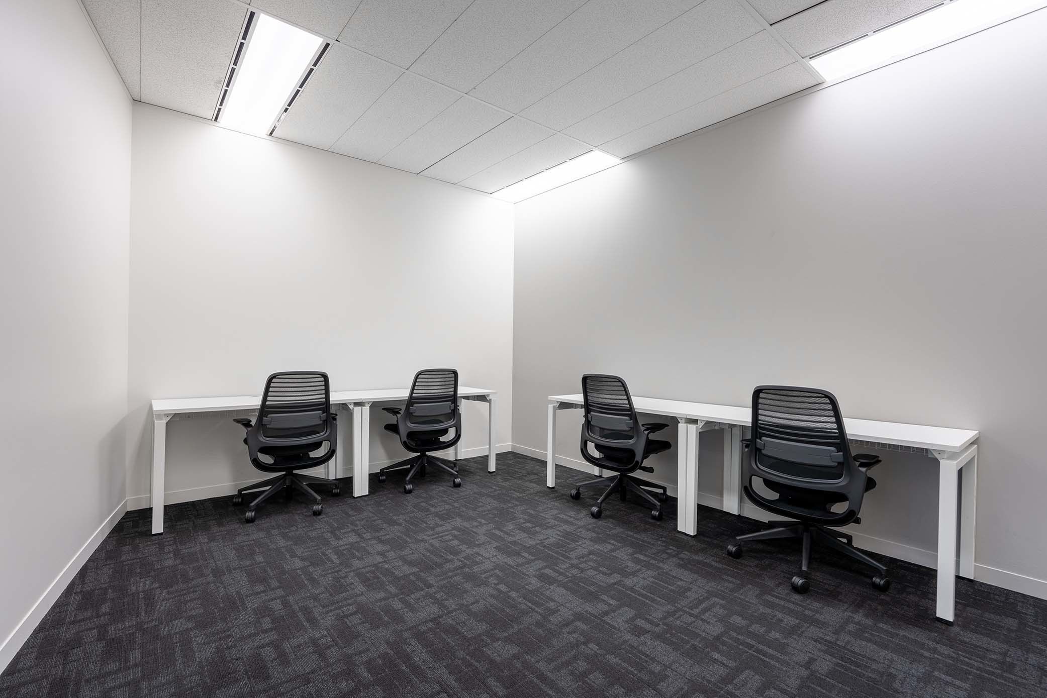 Find office space in NorthWacker for 5 persons with everything taken care of Find office space in NorthWacker for 5 persons with everything taken care of