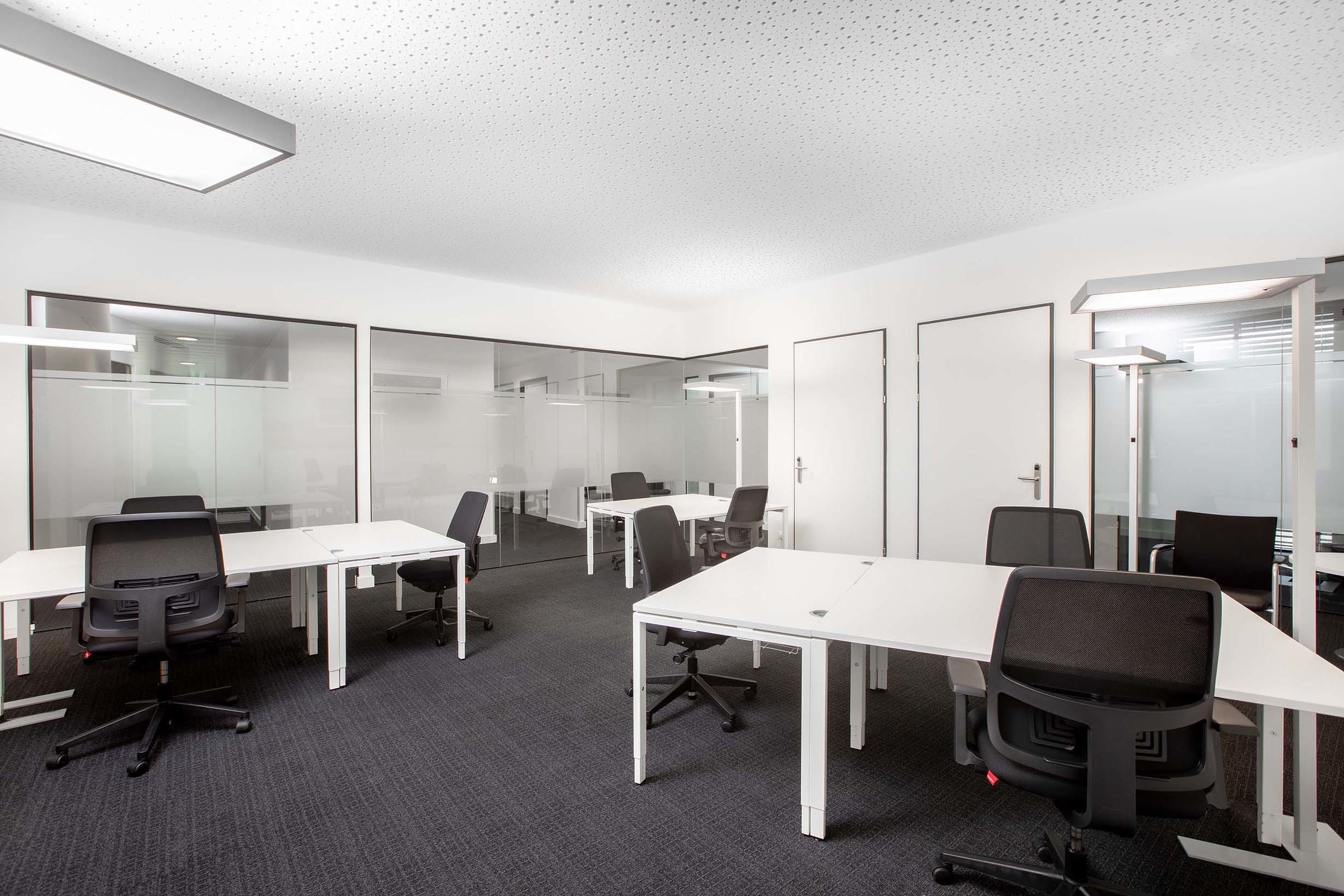 Fully serviced open plan office space for you and your team in NorthWacker Fully serviced open plan office space for you and your team in NorthWacker