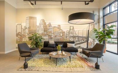 Tailor-made dream offices for 1 person in Spaces, Perkins Rowe Tailor-made dream offices for 1 person in Spaces, Perkins Rowe