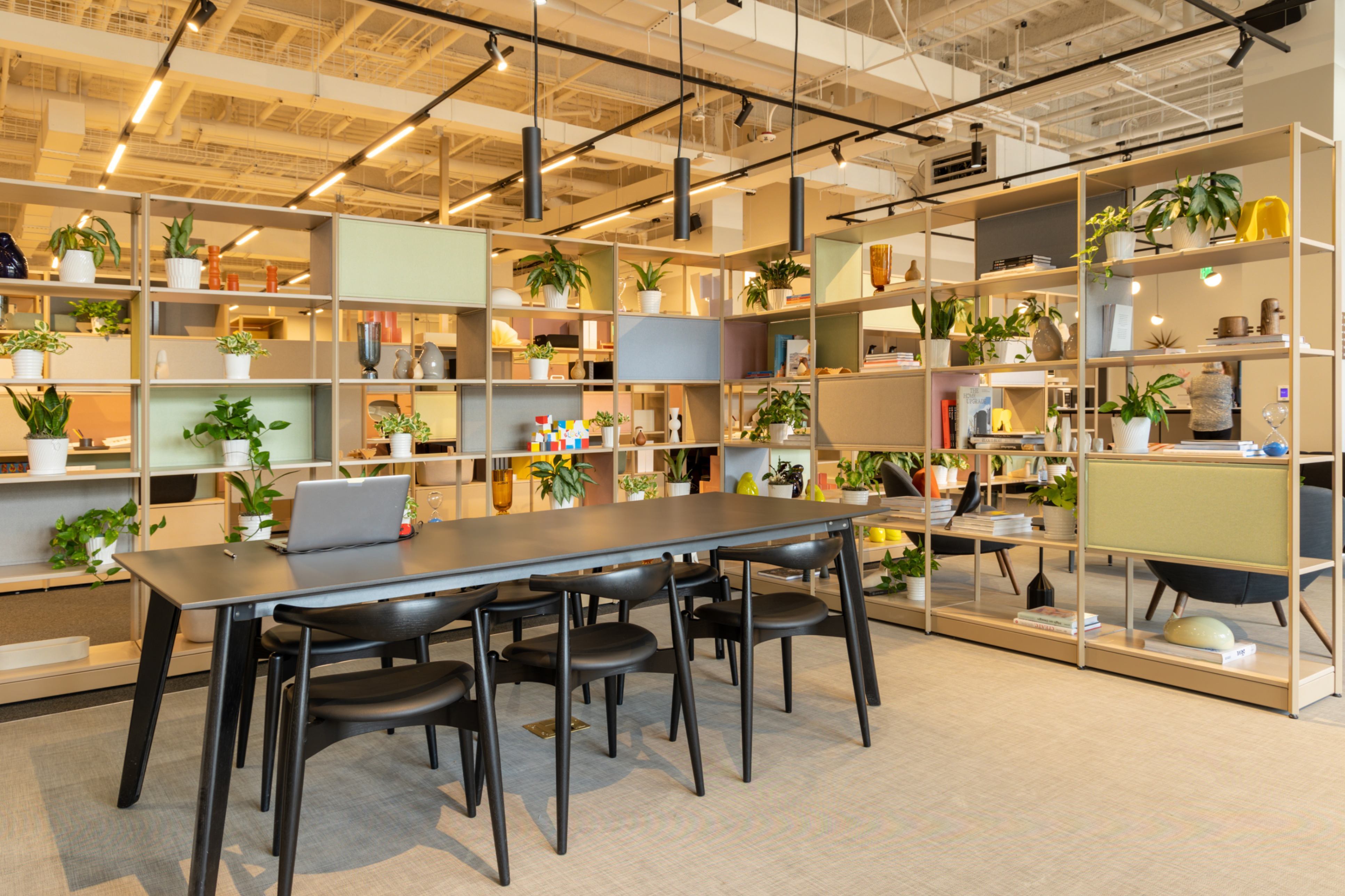 Professional office space in Spaces, Perkins Rowe on fully flexible terms Professional office space in Spaces, Perkins Rowe on fully flexible terms