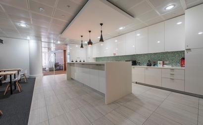 BERKELEY SQUARE - Private Office / Desk Space To Rent, Mayfair W1 - From GBP372 per desk per month BERKELEY SQUARE - Private Office / Desk Space To Rent, Mayfair W1 - From GBP372 per desk per month