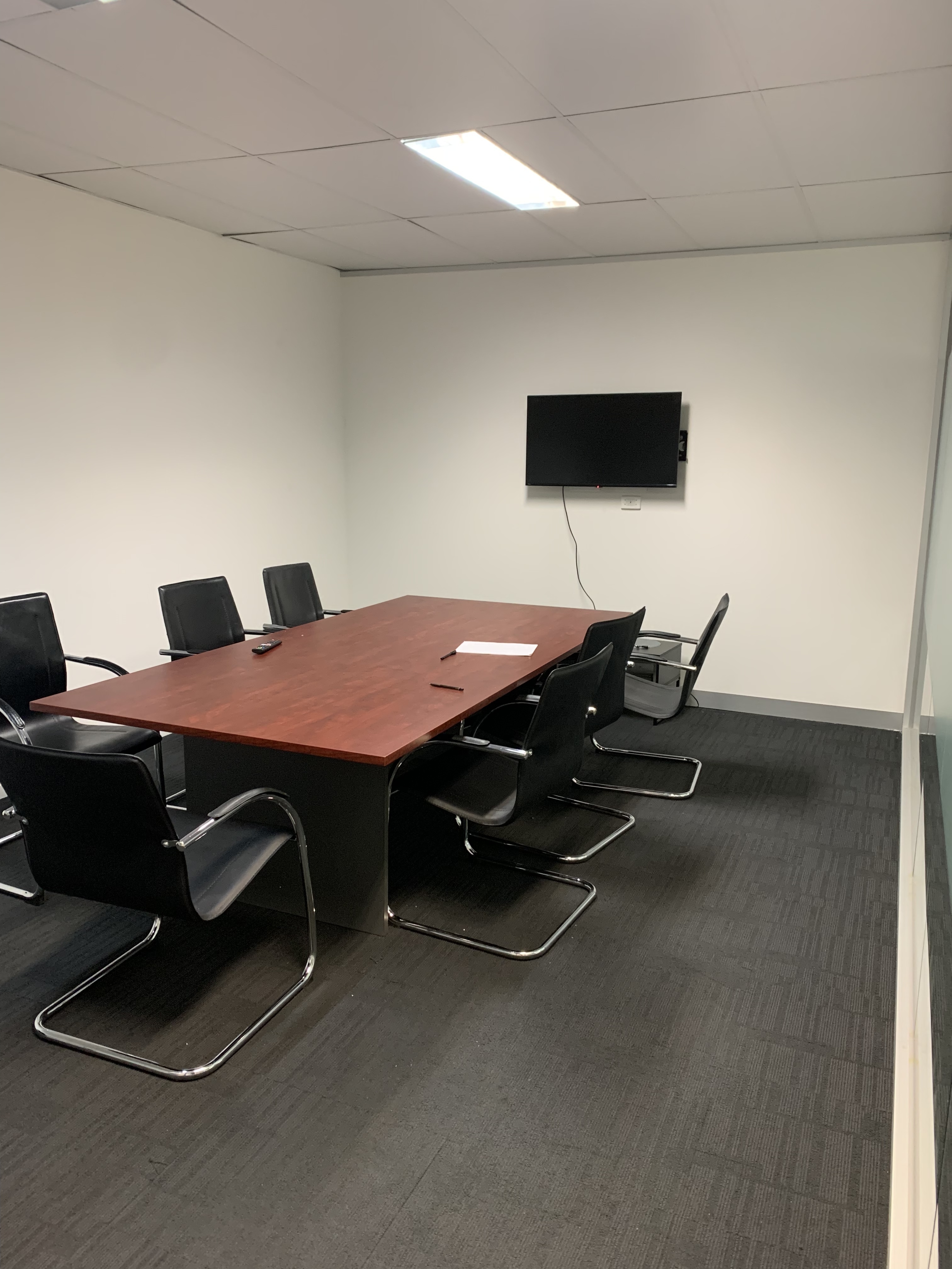 2, 4x4 offices available 