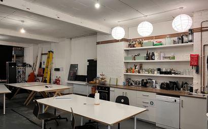 Co-working Desk Co-working Desk