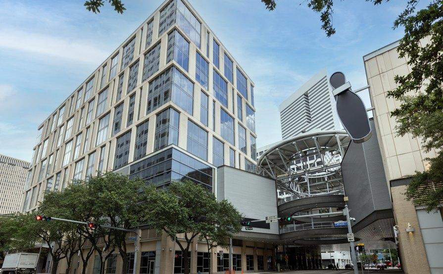 Fully serviced open plan office space for you and your team in Spaces Downtown Greenstreet Fully serviced open plan office space for you and your team in Spaces Downtown Greenstreet