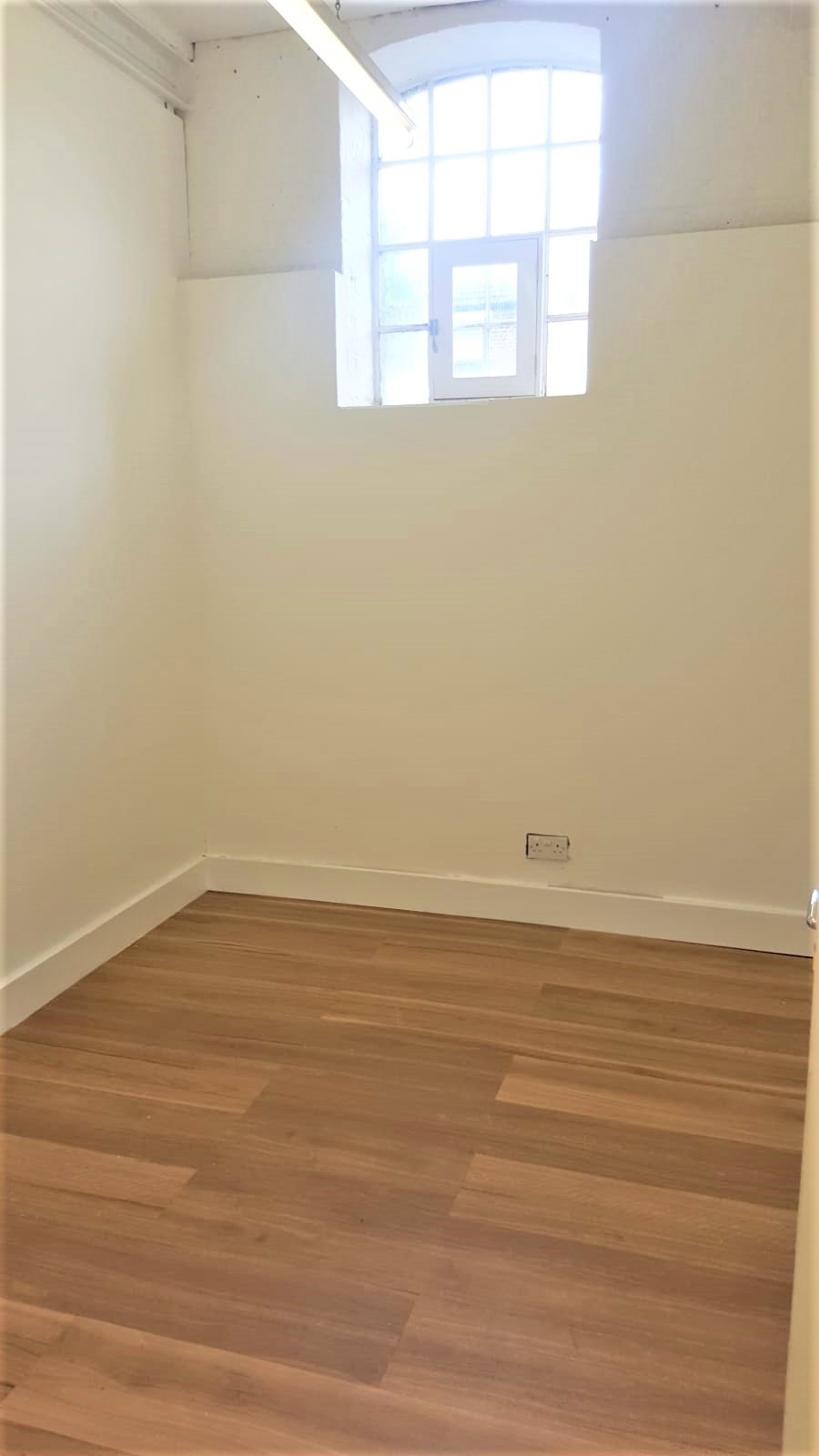 35 Astbury Road, London SE15 2NL, UK