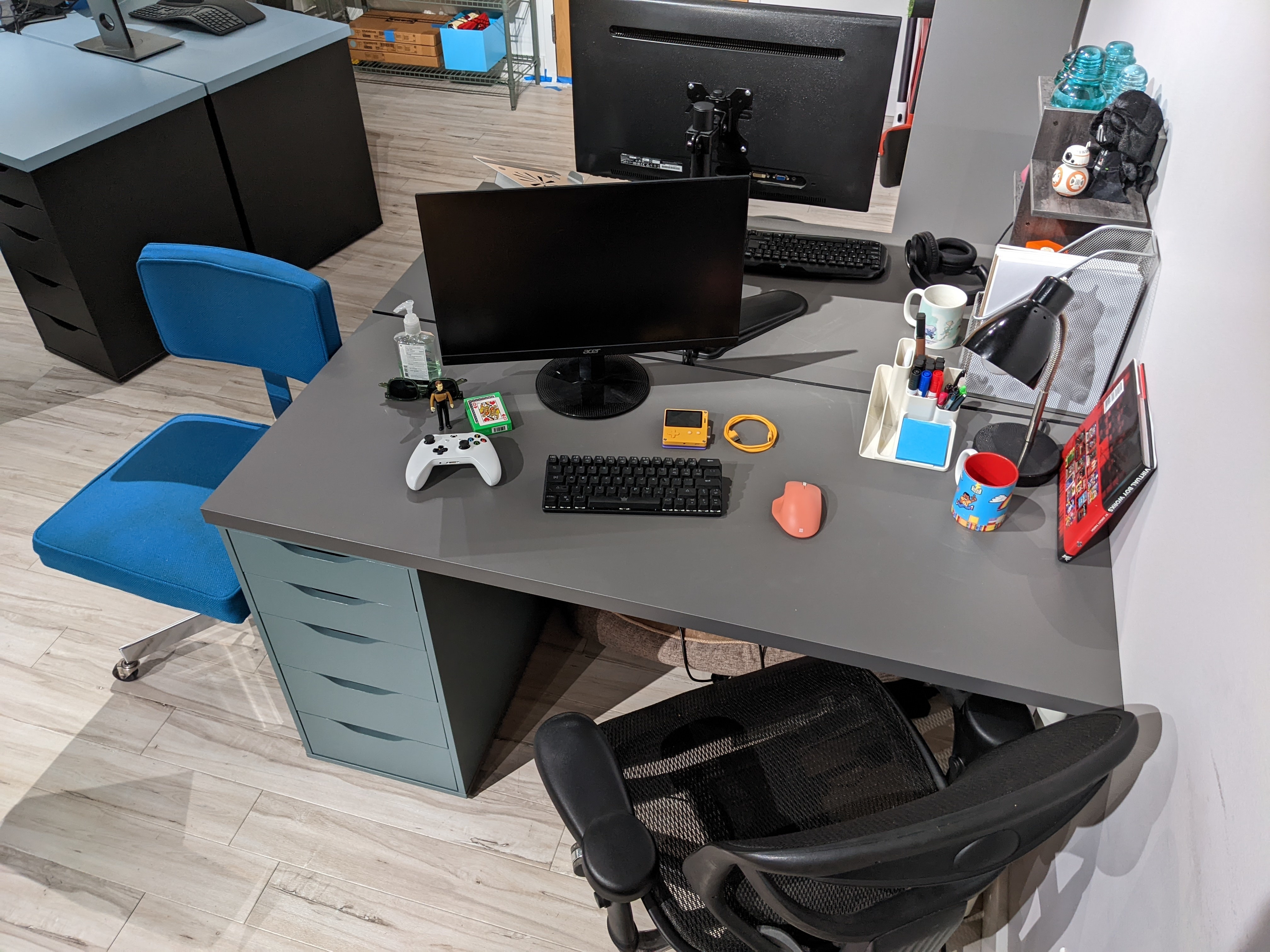 Noble Robot - Desk Noble Robot - Desk