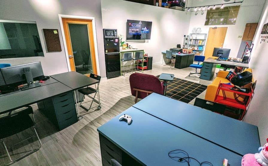 Noble Robot - Desk Noble Robot - Desk