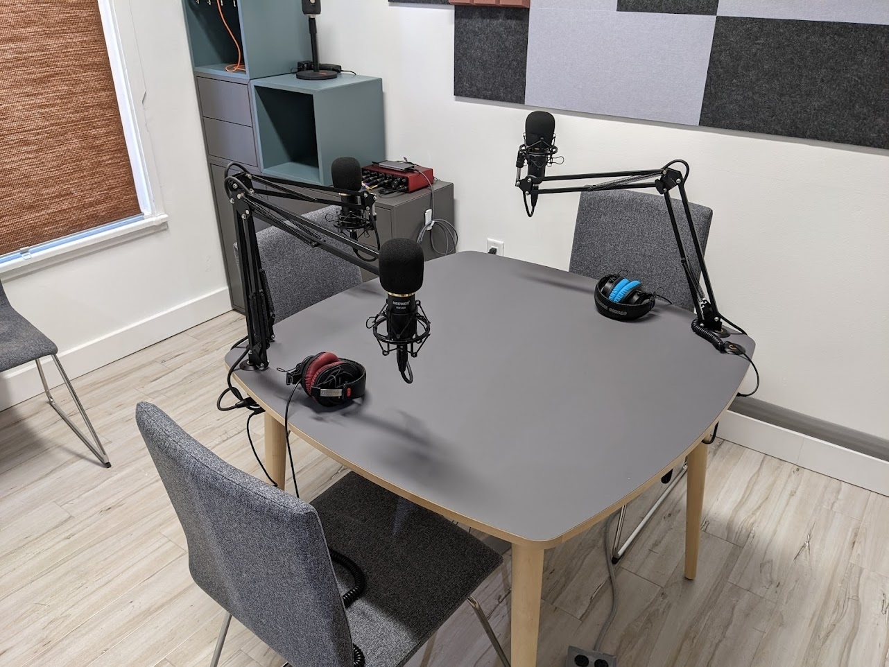 Noble Robot - Desk Noble Robot - Desk
