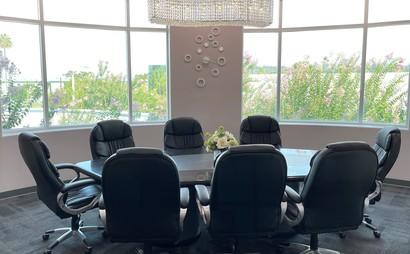 Private Executive Office Suites - 200A (1057 SF) Private Executive Office Suites - 200A (1057 SF)