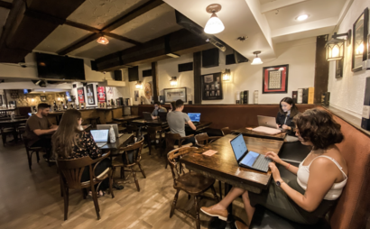 Drop-in Workspace - Workden Downtown Montreal  Drop-in Workspace - Workden Downtown Montreal