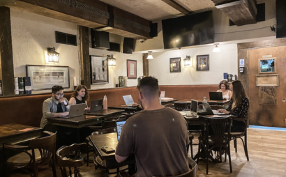 Drop-in Workspace - Workden Downtown Montreal  Drop-in Workspace - Workden Downtown Montreal