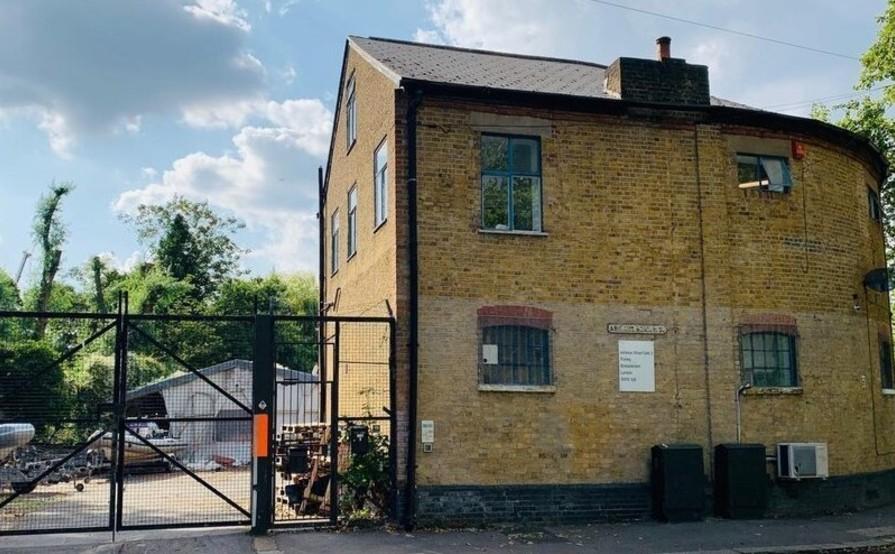 PUTNEY SW15 1LB - ASHLONE WHALF PUTNEY SW15 1LB - ASHLONE WHALF