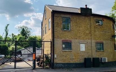 PUTNEY SW15 1LB - ASHLONE WHALF PUTNEY SW15 1LB - ASHLONE WHALF