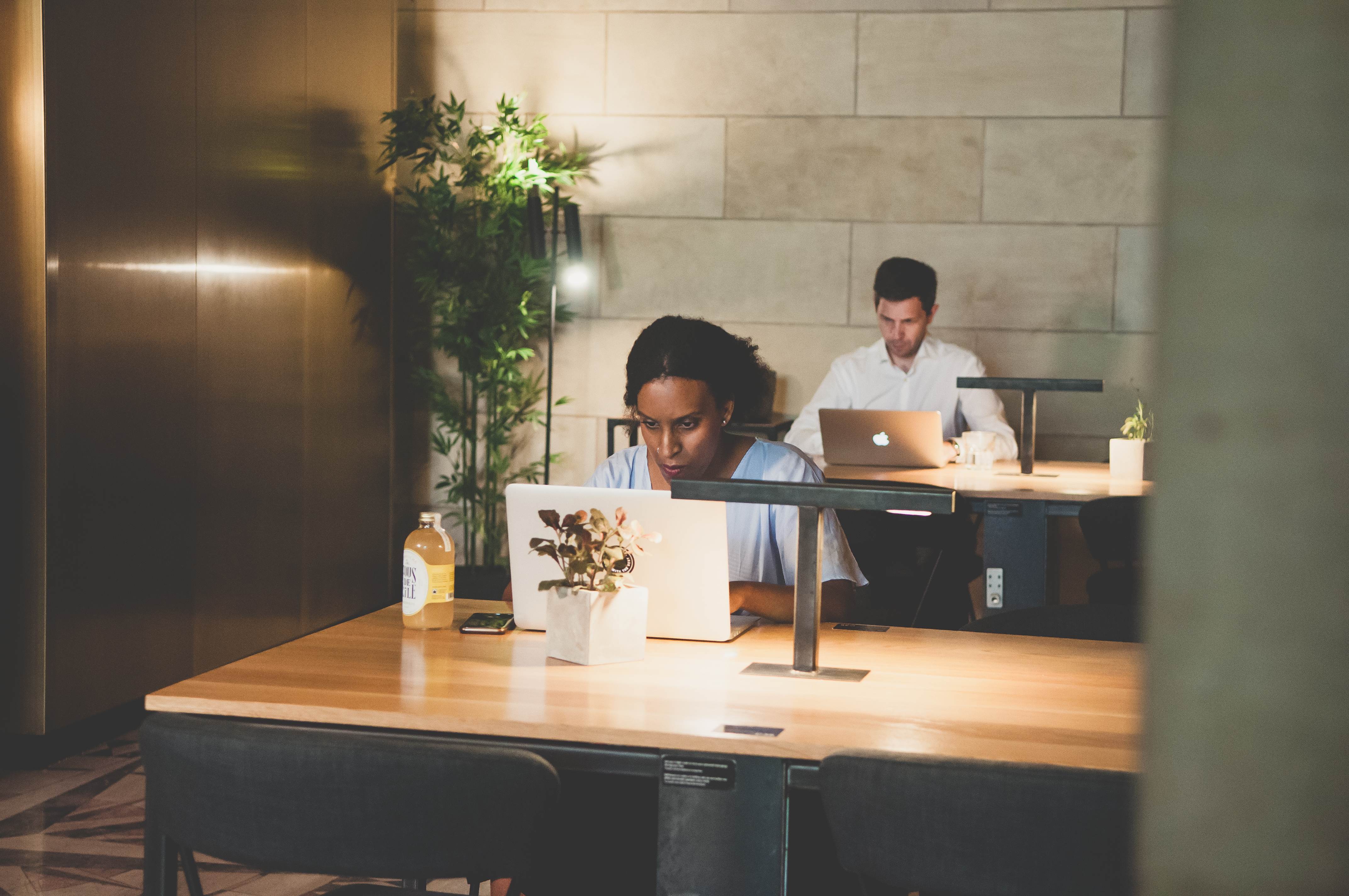 Bureau Flottant / Floating Desk