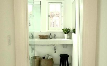 Beautiful Home Office Space in WeHo Beautiful Home Office Space in WeHo