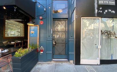 3 seats (desks)  available at a beautiful and well-located office  3 seats (desks)  available at a beautiful and well-located office