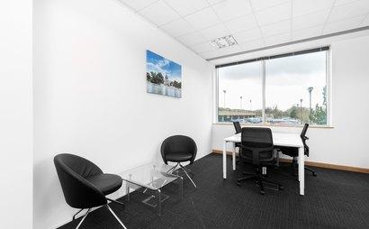 Professional office space in Church Steet Square on fully flexible terms Professional office space in Church Steet Square on fully flexible terms