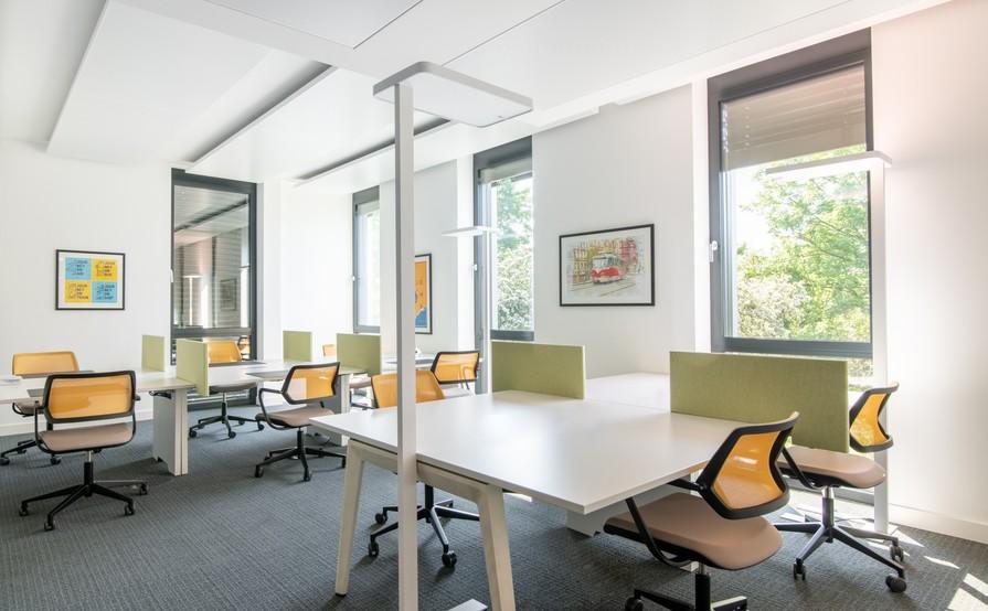 All-inclusive access to coworking space in 710 Lakeway Dr. All-inclusive access to coworking space in 710 Lakeway Dr.