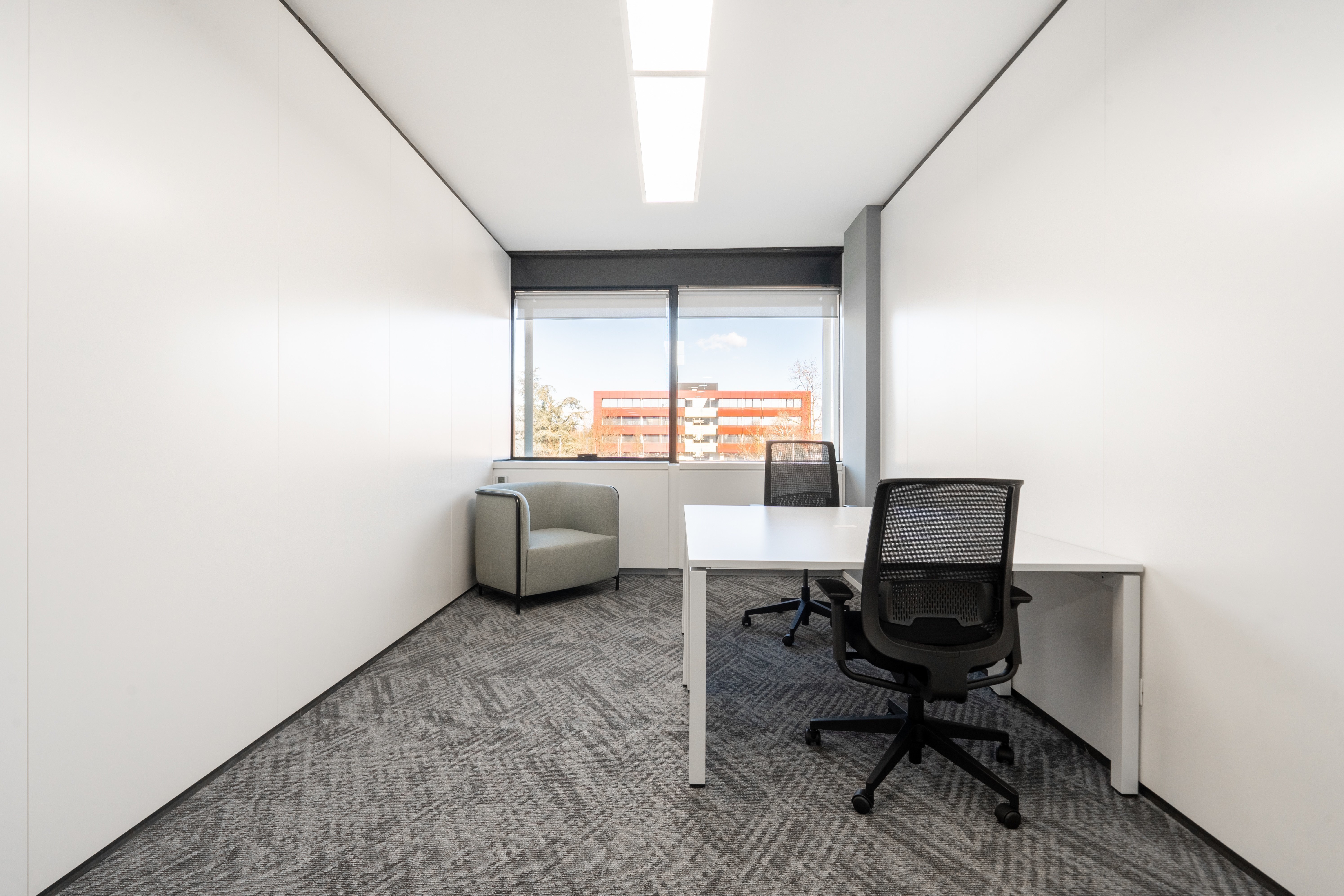 Fully serviced private office space for you and your team in 710 Lakeway Dr. Fully serviced private office space for you and your team in 710 Lakeway Dr.