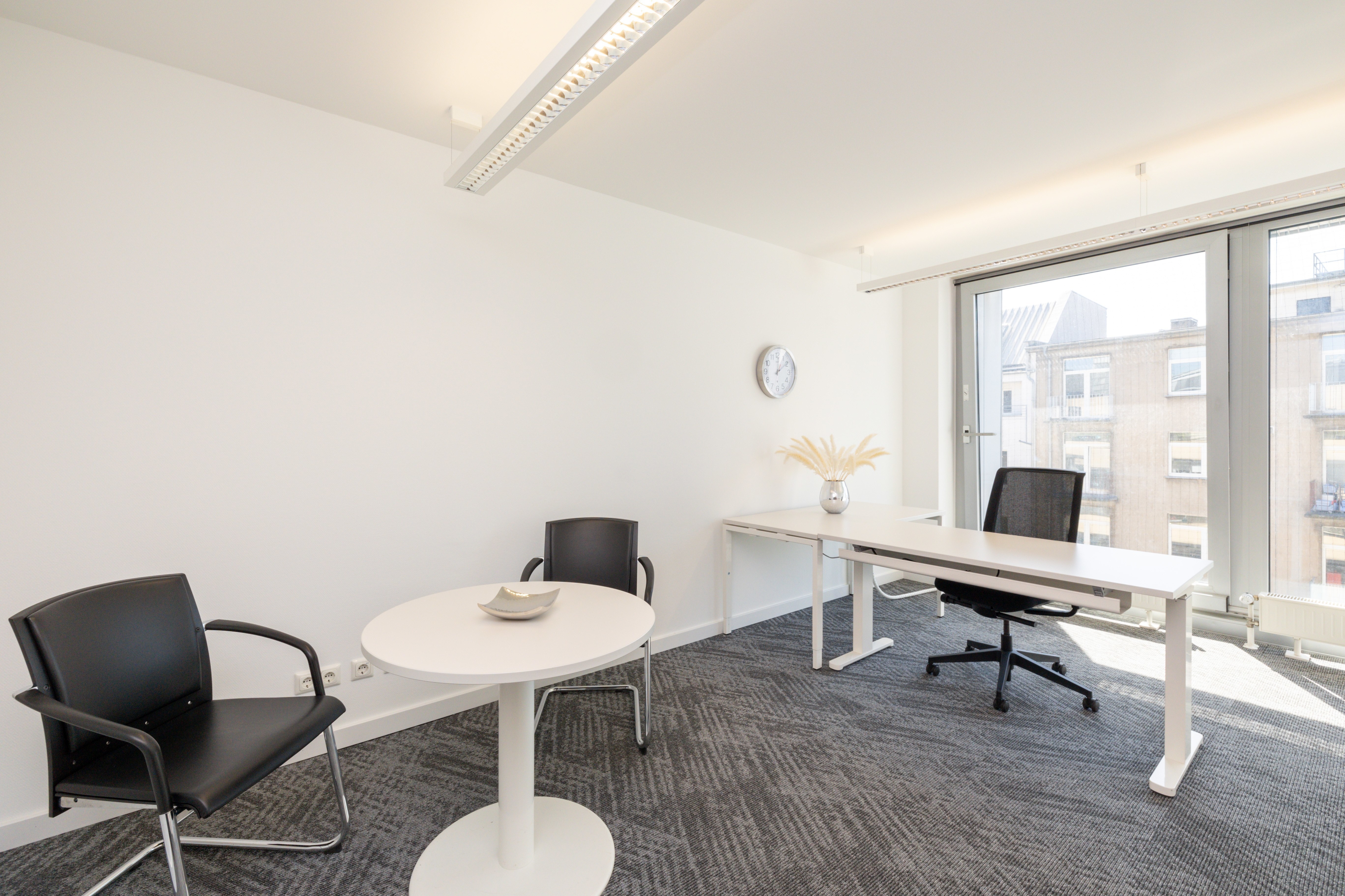 Fully serviced private office space for you and your team in 710 Lakeway Dr. Fully serviced private office space for you and your team in 710 Lakeway Dr.
