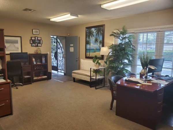 Dedicated Desk in Shared Office