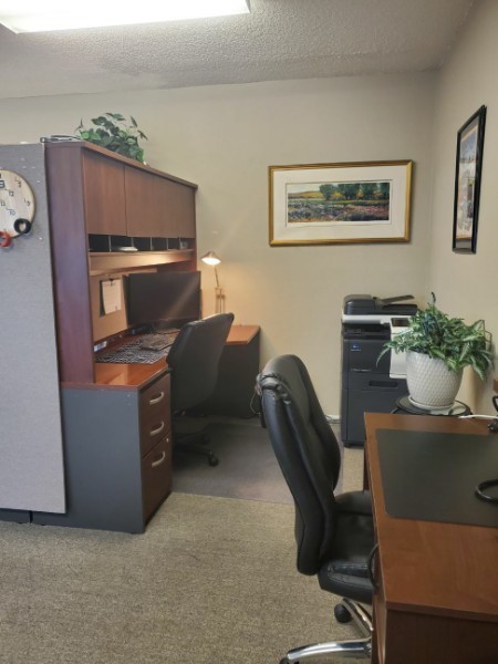 Dedicated Desk in Shared Office