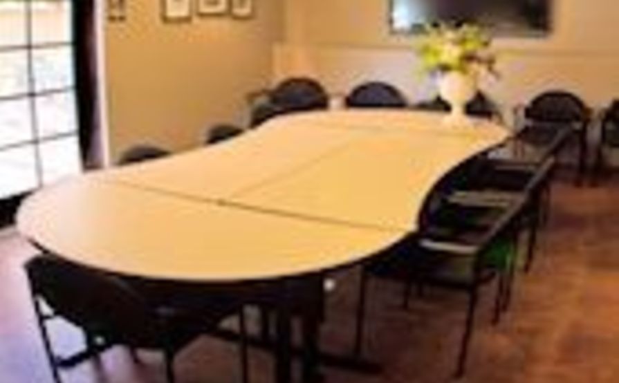 Medium Conference Room Medium Conference Room