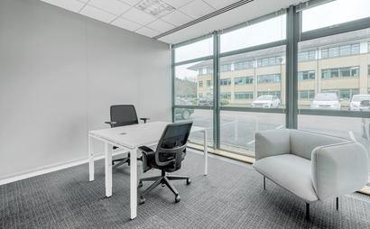 All-inclusive access to office in Edison - Fieldcrest Avenue