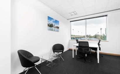 Professional office space in Edison - Fieldcrest Avenue on fully flexible terms