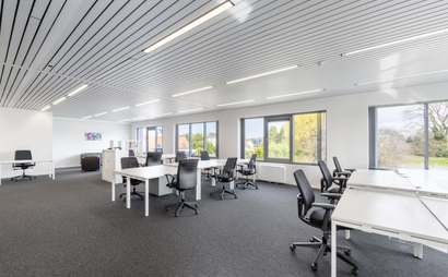 Fully serviced open plan office space for you and your team in Edison - Fieldcrest Avenue
