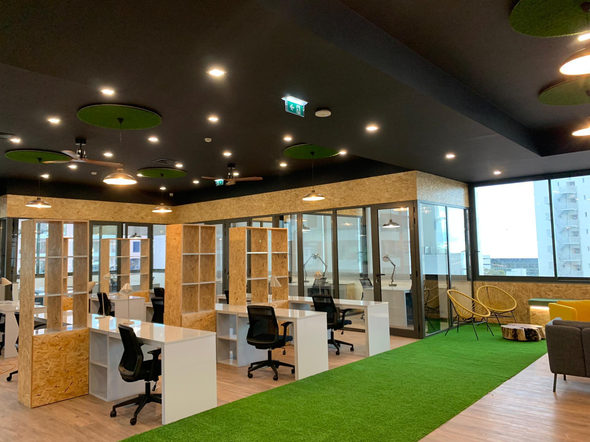 Sangha Cowork Fix Desk