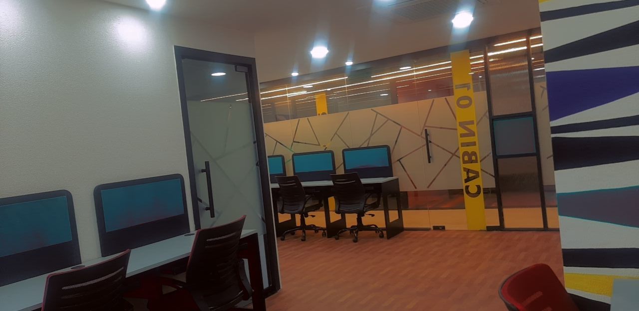 14 Workstations + Manager Cabin