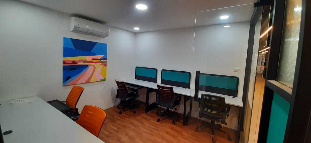 5 Workstations + Manager Cabin