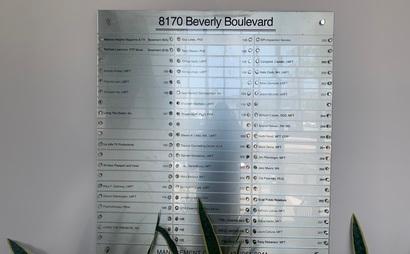 Great for INTERIOR DESIGNERS & ARCHITECTS. DESK + MEETING TABLE Great for INTERIOR DESIGNERS & ARCHITECTS. DESK + MEETING TABLE