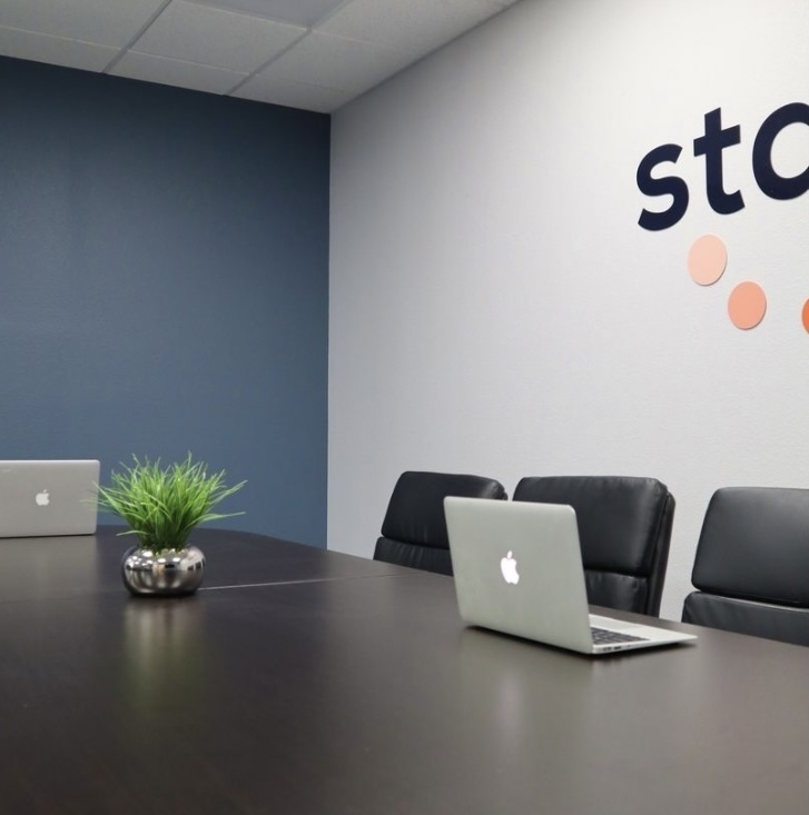 Status-Meeting Room
