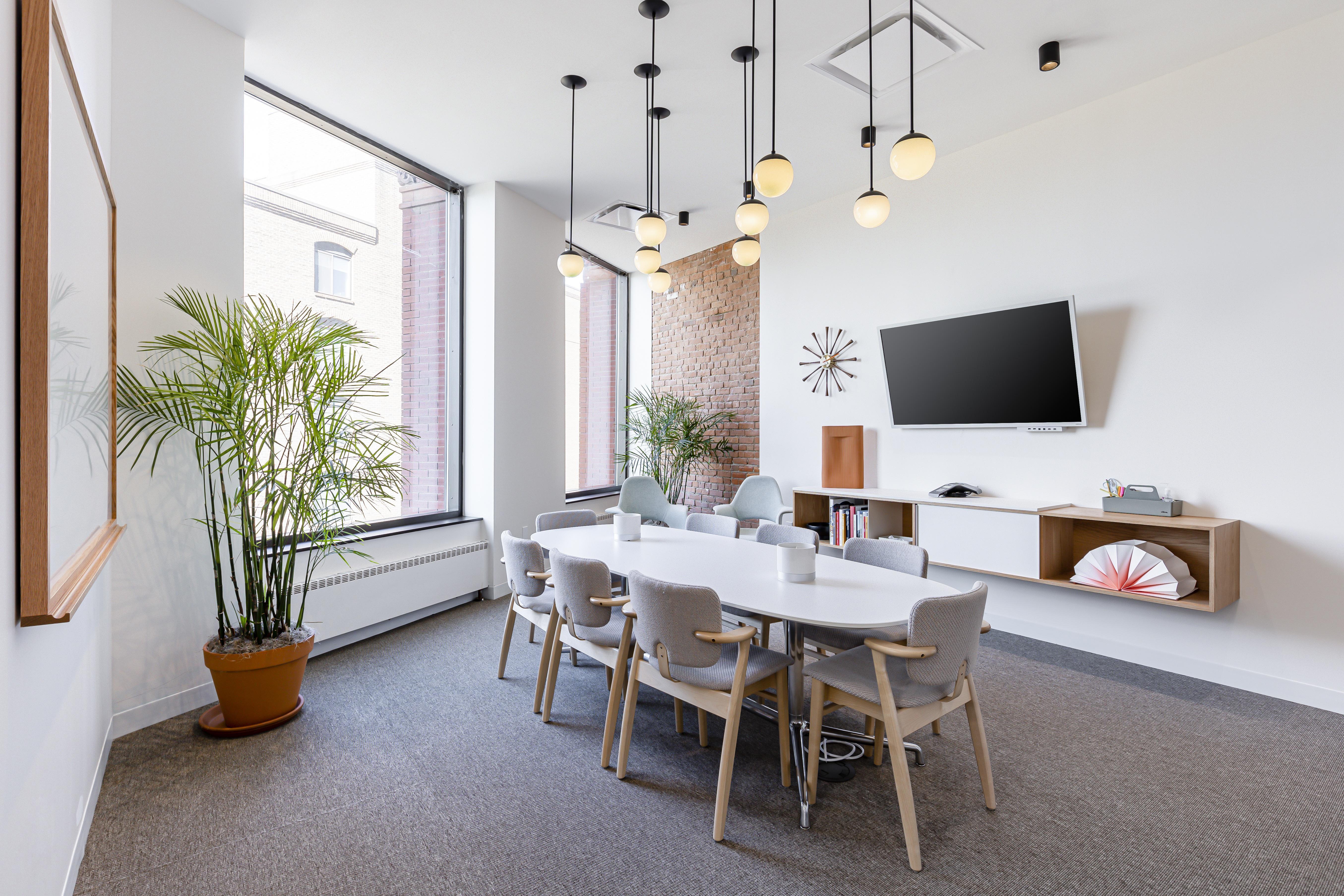 Work from anywhere with a virtual office in Spaces Warehouse District