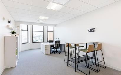 Find office space in Spaces Warehouse District for 2 persons with everything taken care of Find office space in Spaces Warehouse District for 2 persons with everything taken care of