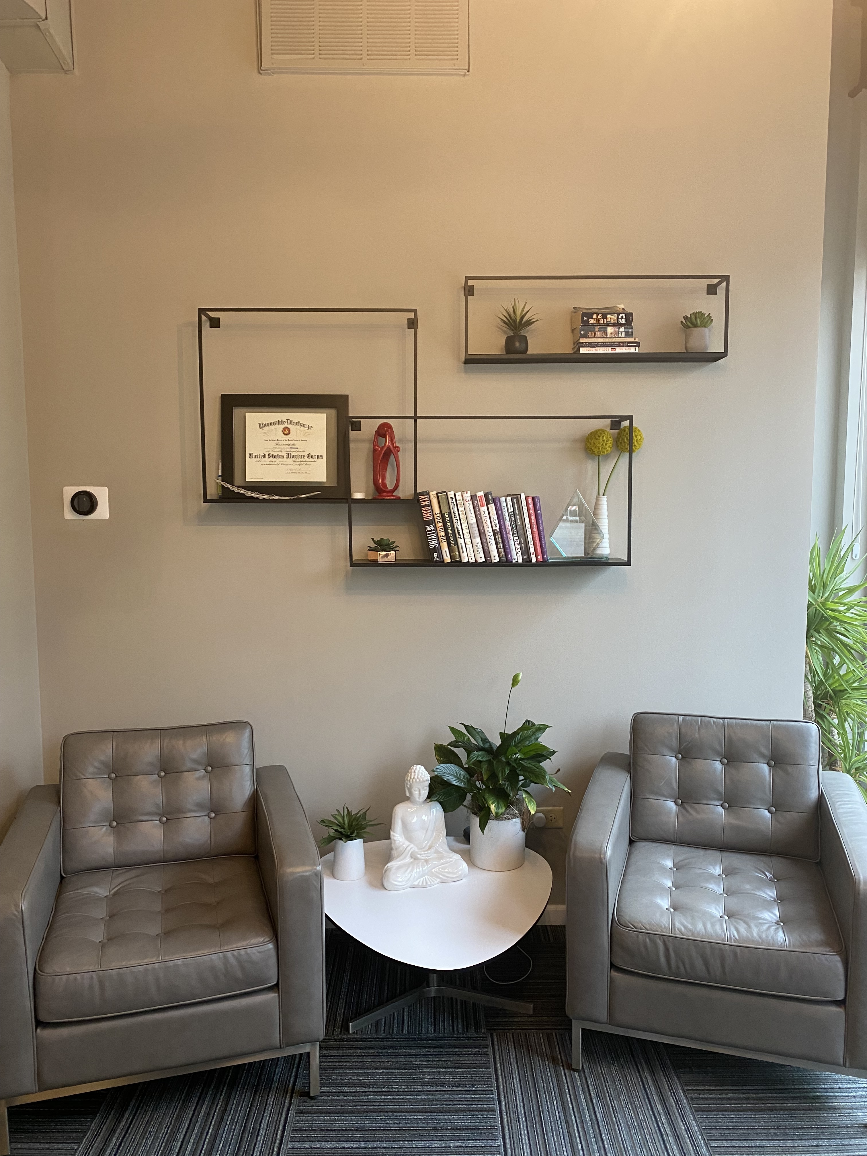 Modern and sunny meeting room!