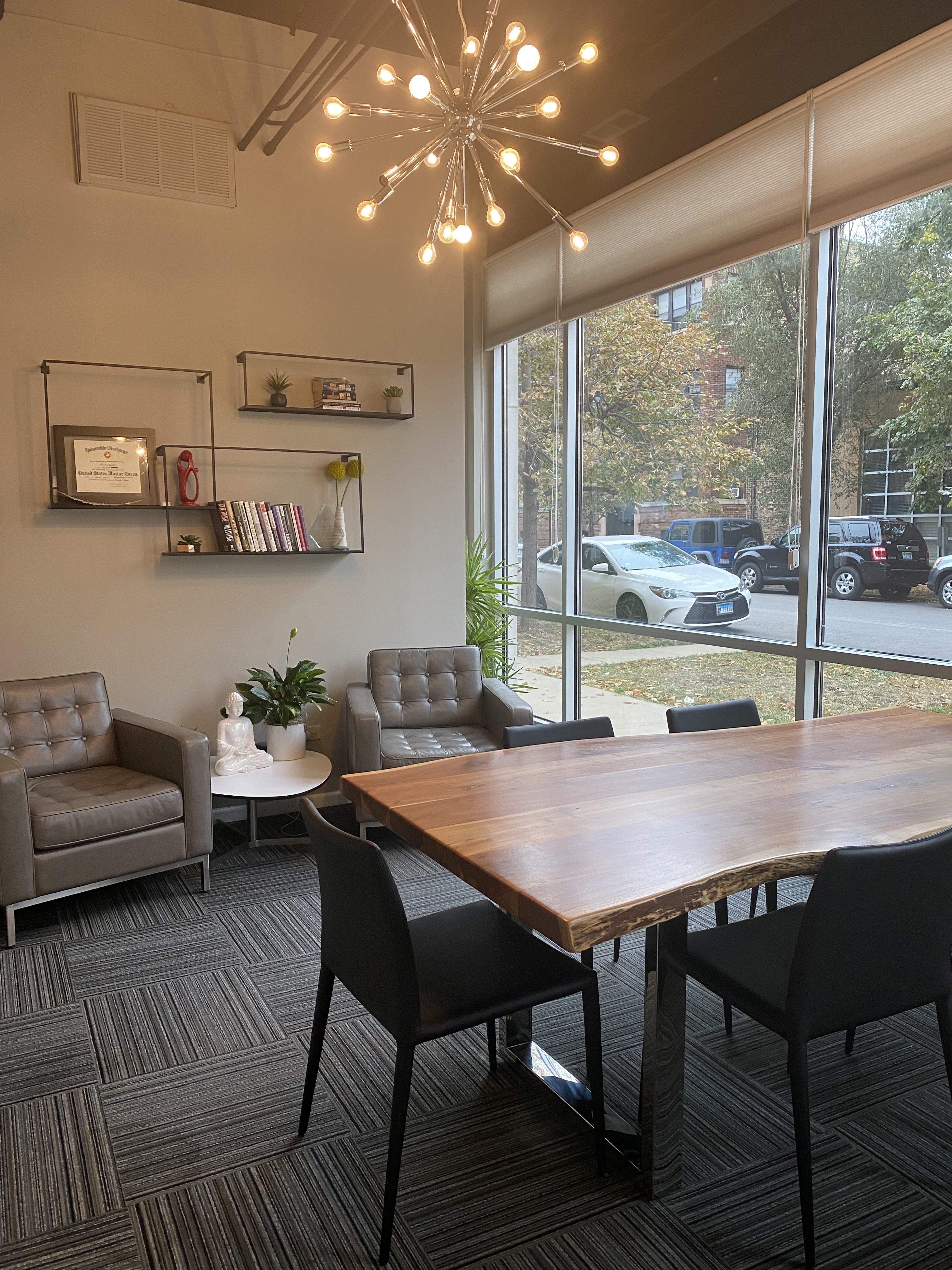 Modern and sunny meeting room!