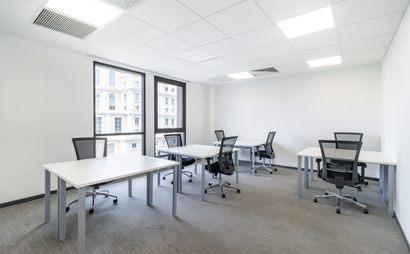 Open plan office space for + 15 people