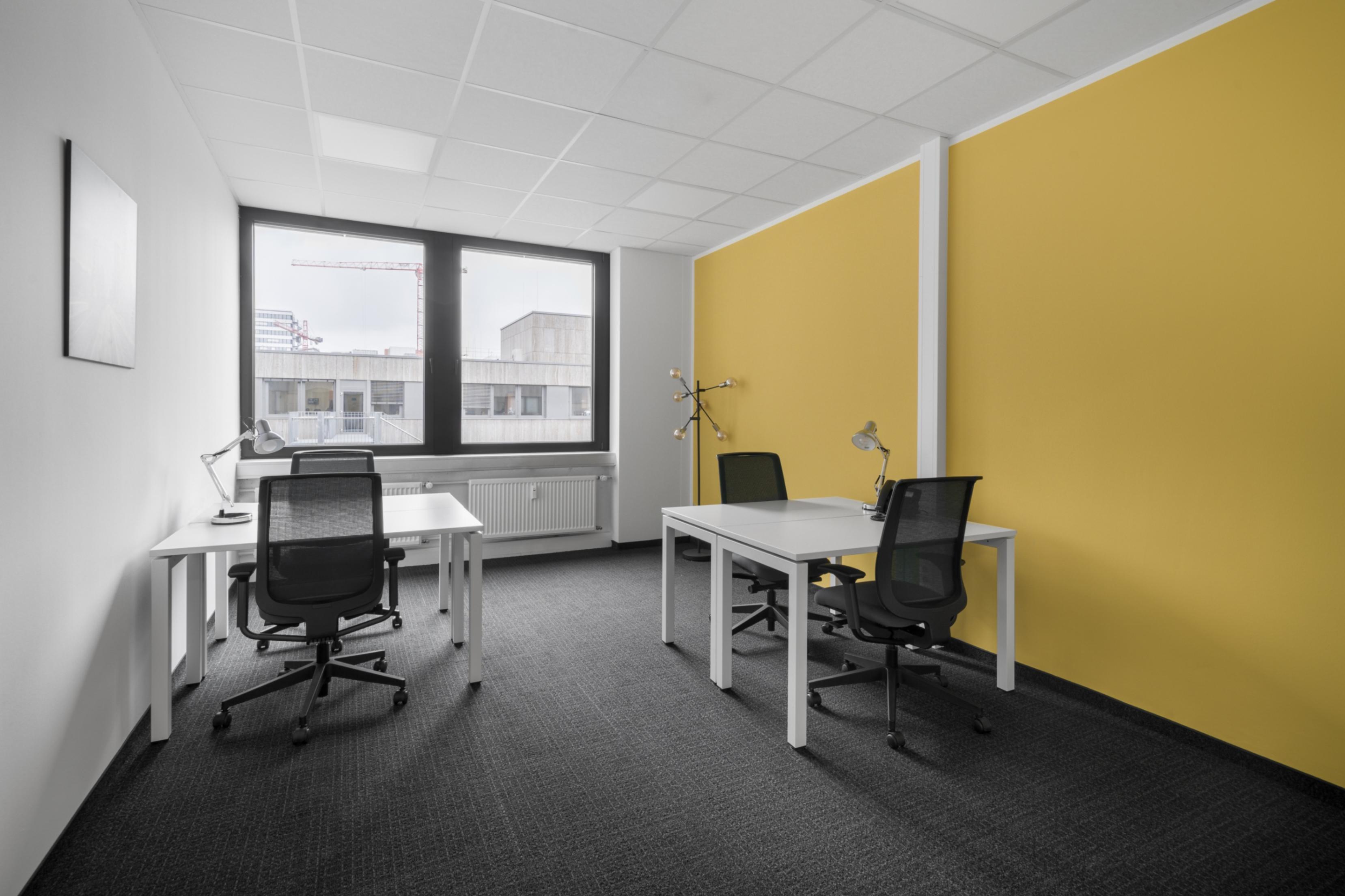 Private office for 4 people Private office for 4 people