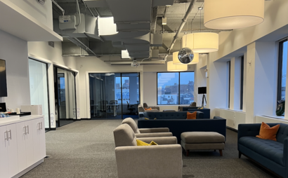 Desk Available in Bright, Open Office with Gorgeous Hudson River & Brooklyn Bridge Views Desk Available in Bright, Open Office with Gorgeous Hudson River & Brooklyn Bridge Views