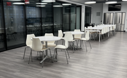 Desk Available in Bright, Open Office with Gorgeous Hudson River & Brooklyn Bridge Views Desk Available in Bright, Open Office with Gorgeous Hudson River & Brooklyn Bridge Views