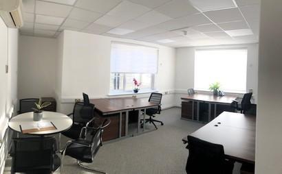 8 Person Office 8 Person Office