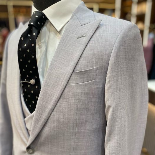 LaMilago Bespoke Tailors